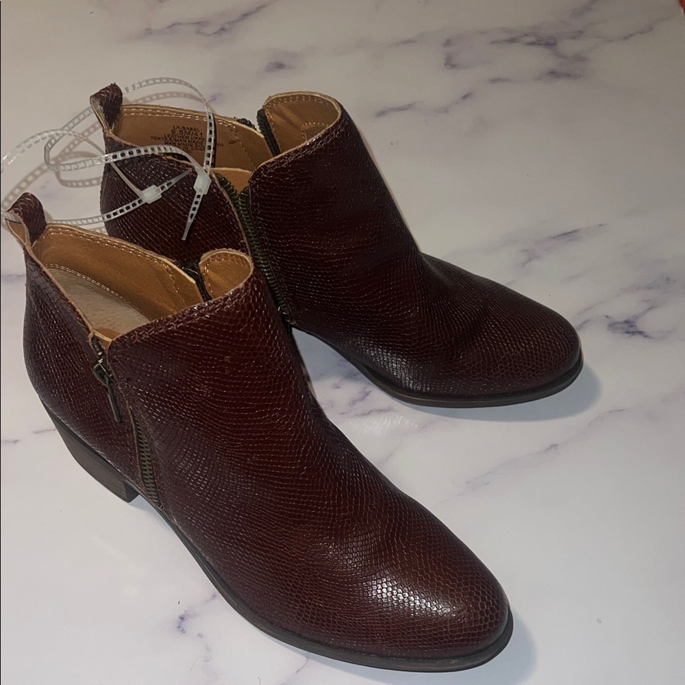Lucky Brand Basel Reishi Snake Print Leather Booties 9.5